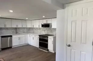 23 Murray St, North Adams, MA 01247 - Photo 5