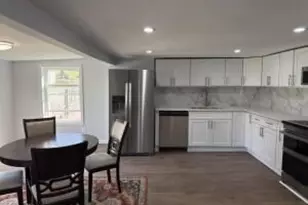 23 Murray St, North Adams, MA 01247 - Photo 7