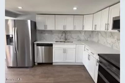 23 Murray Street, North Adams, MA 01247 - Photo 3