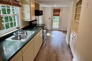 198 Main St, Sandwich, MA 02563 - Photo 9