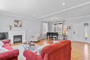 11 Wilson Rd, Berlin, MA 01503 - Photo 9