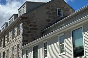 19 Commercial St, New Bedford, MA 02740 - Photo 1