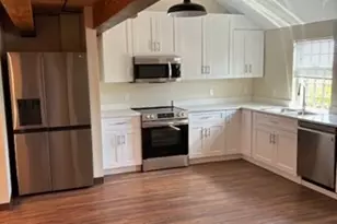 19 Commercial St, New Bedford, MA 02740 - Photo 7