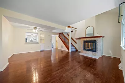 117 Tall Oaks Dr #I, Weymouth, MA 02190 - Photo 5