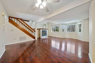 117 Tall Oaks Dr #I, Weymouth, MA 02190 - Photo 3