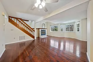 117 Tall Oaks Dr, Weymouth, MA 02190 - Photo 3