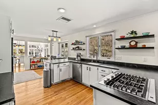 16 Beaver Pond Rd, Beverly, MA 01915 - Photo 9