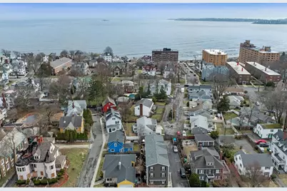 28 Baltimore St #4, Lynn, MA 01902 - Photo 9