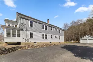 183 Pleasant St, Grafton, MA 01560 - Photo 29