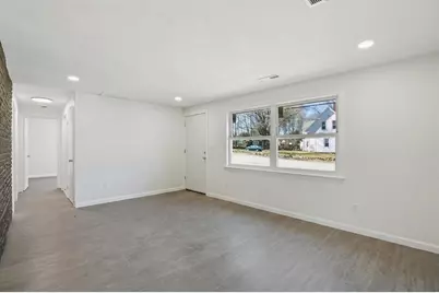 92 Summer St, Brockton, MA 02302 - Photo 7