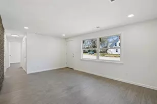92 Summer St, Brockton, MA 02302 - Photo 7