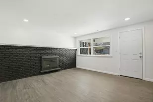 92 Summer St, Brockton, MA 02302 - Photo 11