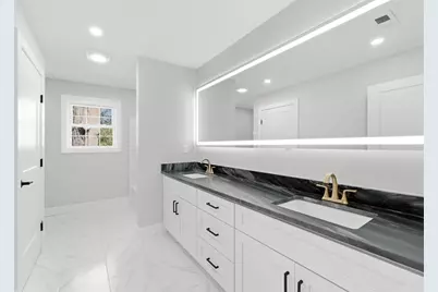 4 Barrows Rd, Worcester, MA 01609 - Photo 21