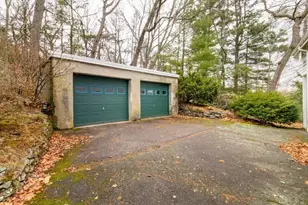 140 Pleasant St, Newton, MA 02459 - Photo 15