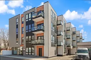 11 Taft Hill Terrace, Boston, MA 02131 - Photo 3