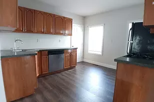 17 Clare St, Lowell, MA 01854 - Photo 3