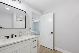 321 Winthrop St, Taunton, MA 02780 - Photo 15