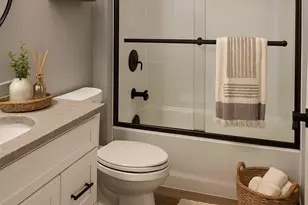 321 Winthrop St, Taunton, MA 02780 - Photo 5