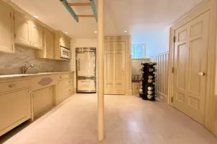 79 Pinckney, Boston, MA 02114 - Photo 17