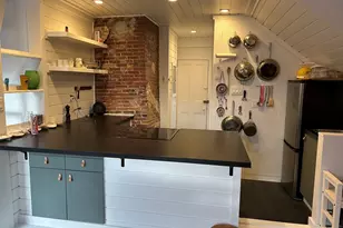 8 Franklin St, Marblehead, MA 01945 - Photo 5