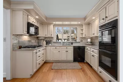 2 Cyr Circle, Andover, MA 01810 - Photo 9