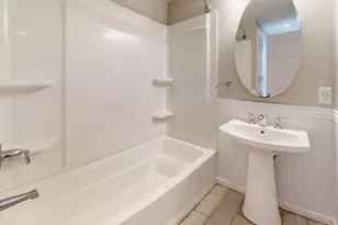 55 Brentwood, Malden, MA 02148 - Photo 9