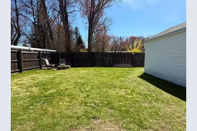 95 Carr Ave, Agawam, MA 01001 - Photo 25