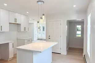 62 Arthur St, Brockton, MA 02301 - Photo 5