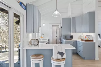 309 Barnes, Oak Bluffs, MA 02557 - Photo 13