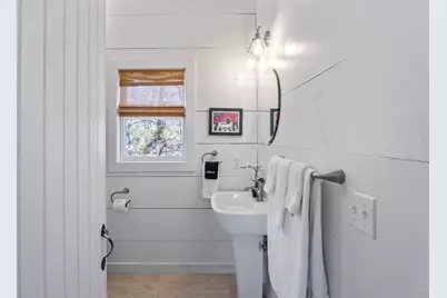 309 Barnes, Oak Bluffs, MA 02557 - Photo 21