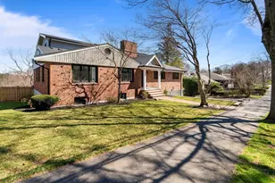171 Shaw Rd, Brookline, MA 02467 - Photo 37