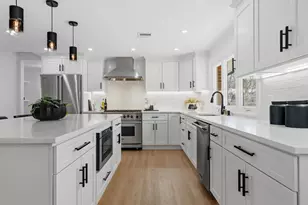 171 Shaw Rd, Brookline, MA 02467 - Photo 5