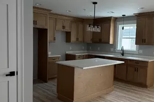 321 Winthrop St, Taunton, MA 02780 - Photo 3