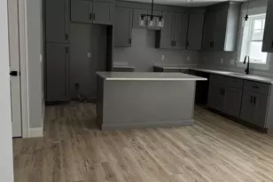321 Winthrop St, Taunton, MA 02780 - Photo 7