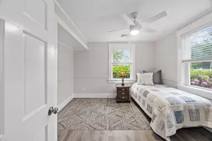 24 Cove St, Wareham, MA 02558 - Photo 9