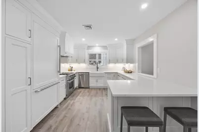 24 Cove St, Wareham, MA 02558 - Photo 9