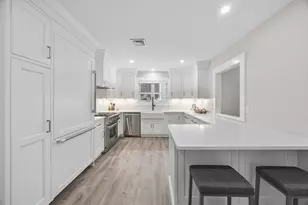 24 Cove St, Wareham, MA 02558 - Photo 9