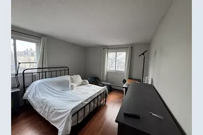 110 Pearl St #9, Somerville, MA 02145 - Photo 1