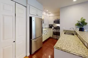 27 Bowdoin St, Boston, MA 02114 - Photo 15