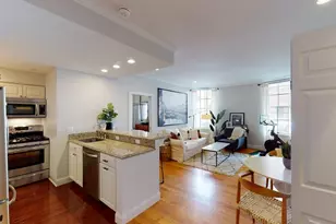 27 Bowdoin St, Boston, MA 02114 - Photo 9