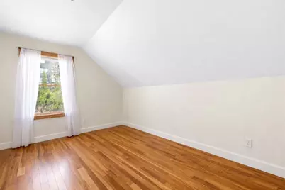 430 E 8th St, Boston, MA 02127 - Photo 11