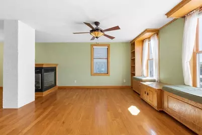 430 E 8th St, Boston, MA 02127 - Photo 7