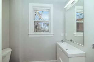 10 Duffley Ct, Brookline, MA 02467 - Photo 11