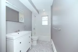 10 Duffley Ct, Brookline, MA 02467 - Photo 9