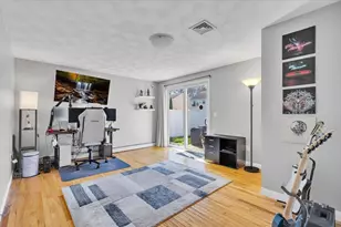 93 Hobson Ave, East Providence, RI 02914 - Photo 15