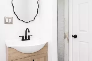 69 Depot, Oxford, MA 01540 - Photo 7