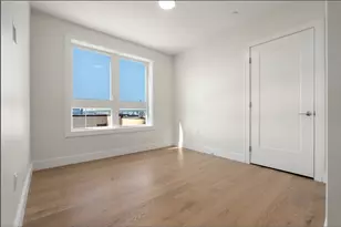 301 Border St, Boston, MA 02128 - Photo 3