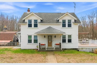 40 Providence St, Uxbridge, MA 01569 - Photo 1