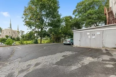 113 Spruce St, Leominster, MA 01453 - Photo 19