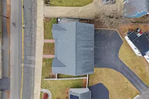 36 Pleasant St, Stoneham, MA 02180 - Photo 39